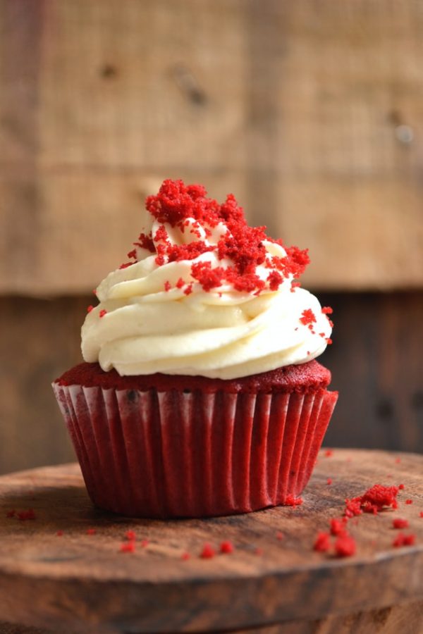 BD Macaron Red Velvet Cupcake