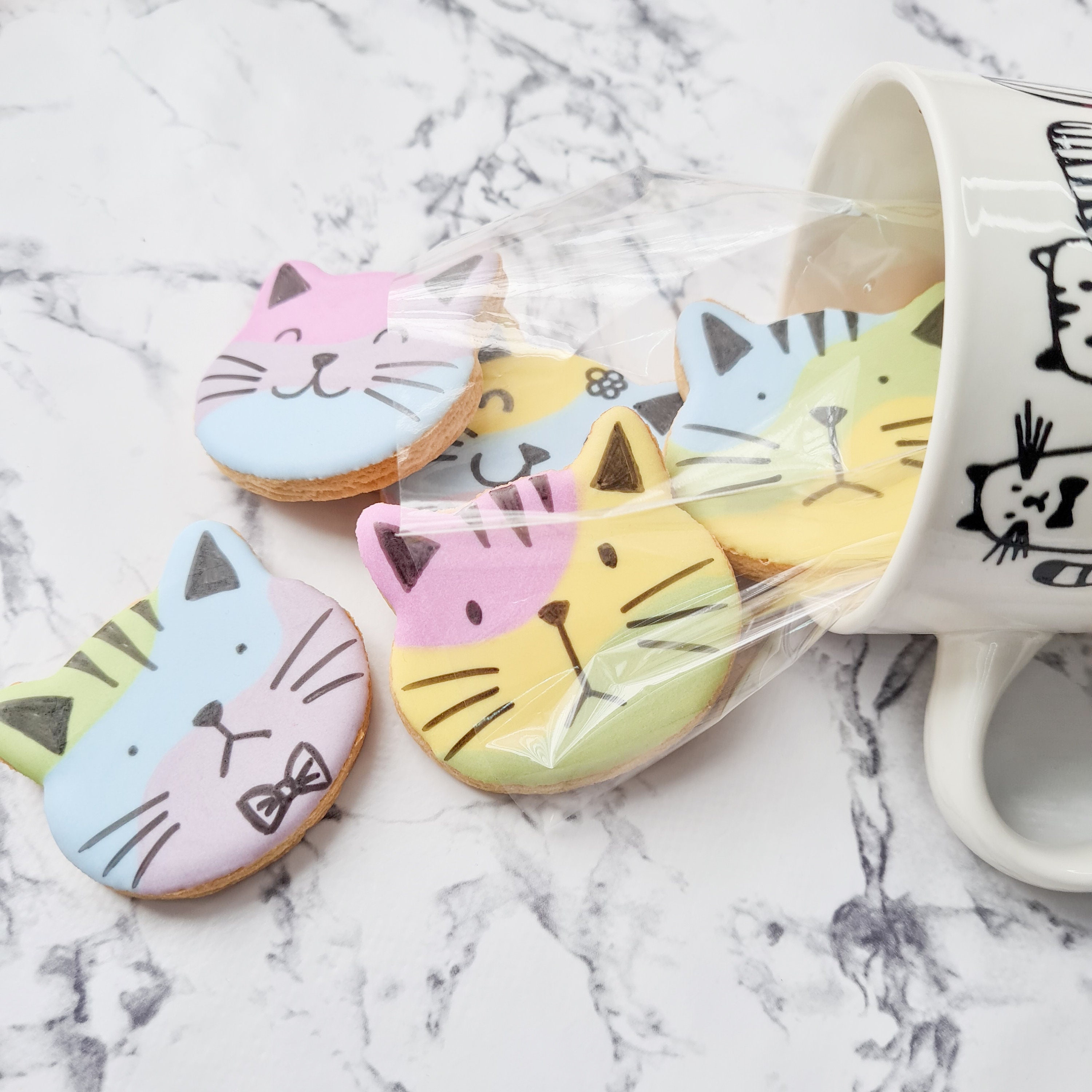 Dog Lover Biscuits and Mug Gift Set