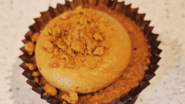 Caramel Biscuit Cupcakes 2.